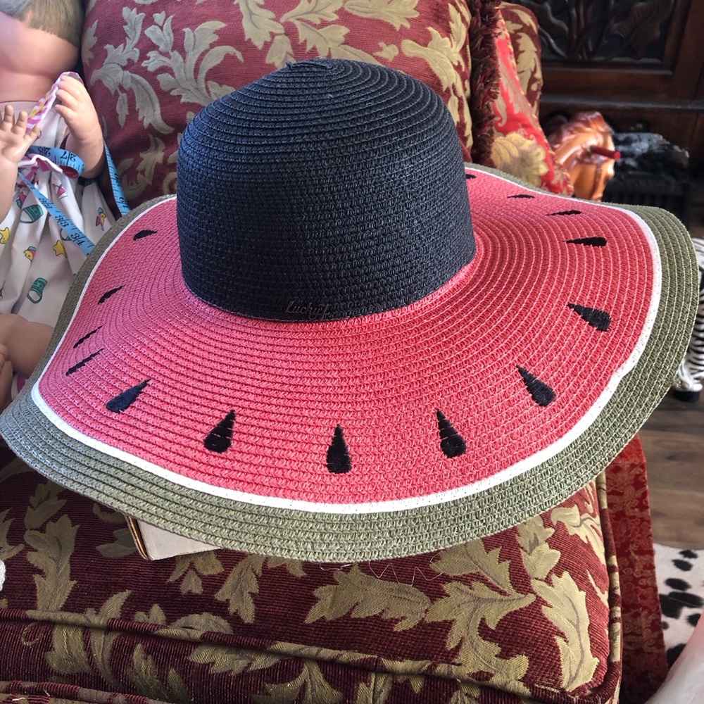 Hat by Lucky 7